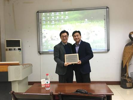 61DD16840AB19F3D51B150FE921BD9CF